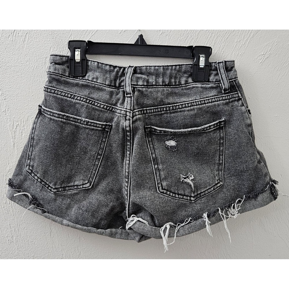 PACSUN Women's Light Black/Dark Gray Denim Mom Shorts Size 25‎ Inseam 2 Inches - Picture 2 of 7